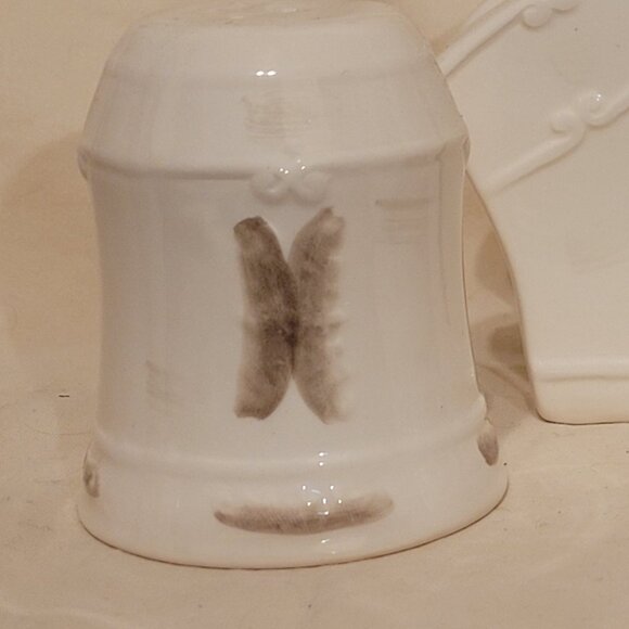 Ceramic Embossed Ivory & Brown AccentD’Lusso Salt & Pepper Shaker, Napkin Holder - Picture 2 of 10